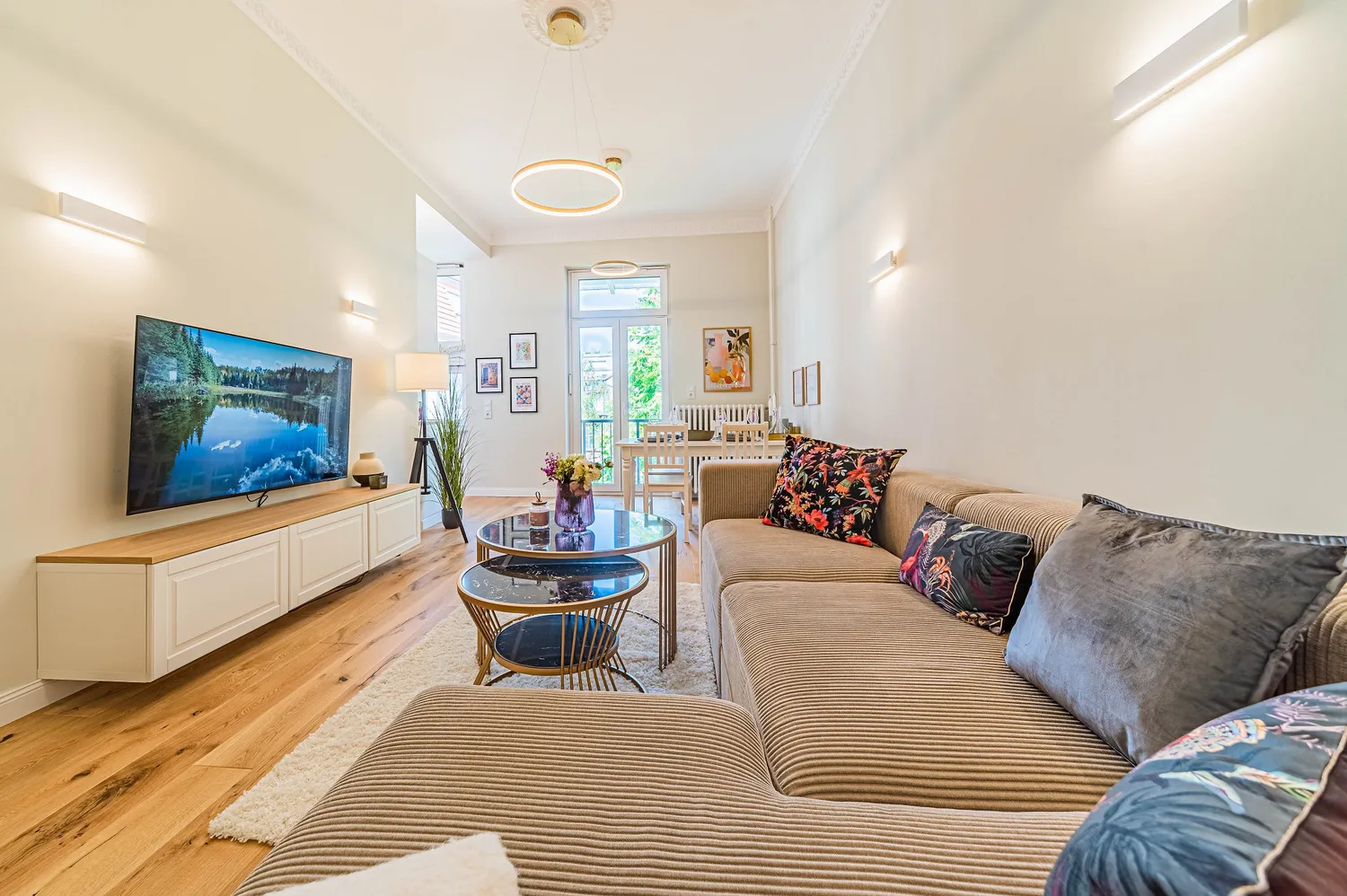 3 Zimmer Wohnung mit 90 m² in Frankfurt am Main – Bild 1