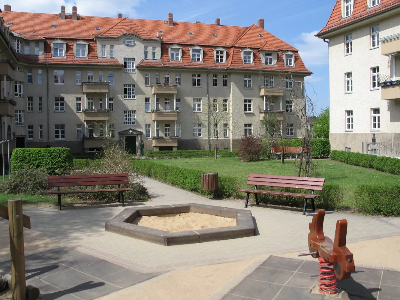 2 Zimmer Wohnung mit 47 m² in Dresden – Bild 1