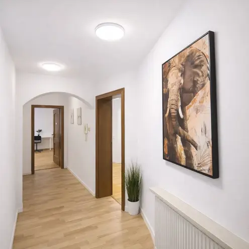5 Zimmer Wohnung mit 100 m² in Regensburg – Bild 1