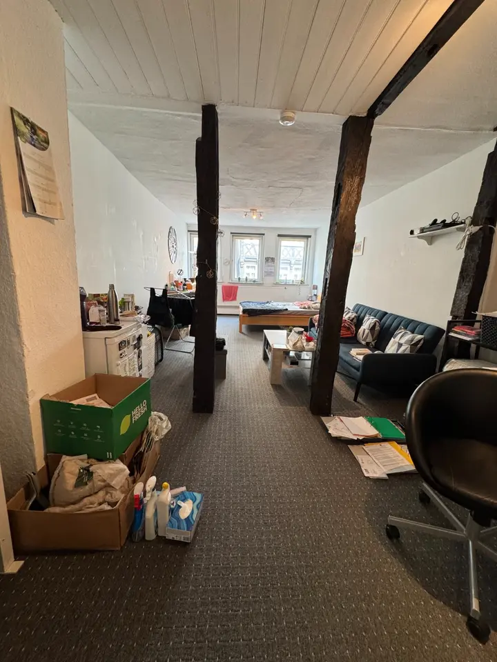 6 Zimmer Wohnung mit 280 m² in Kassel – Bild 2