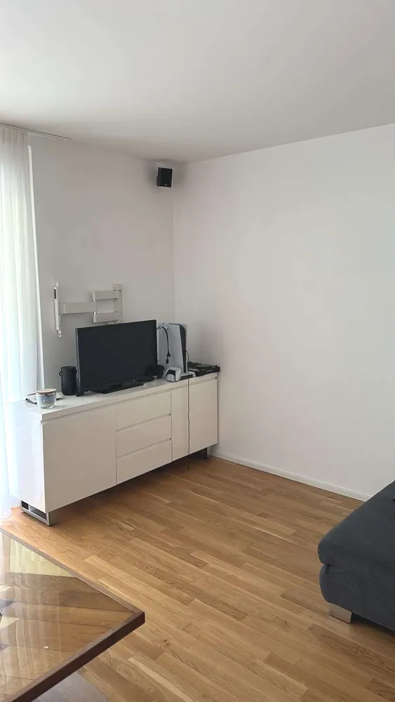 4 Zimmer Wohnung mit 102 m² in Reutlingen – Bild 2
