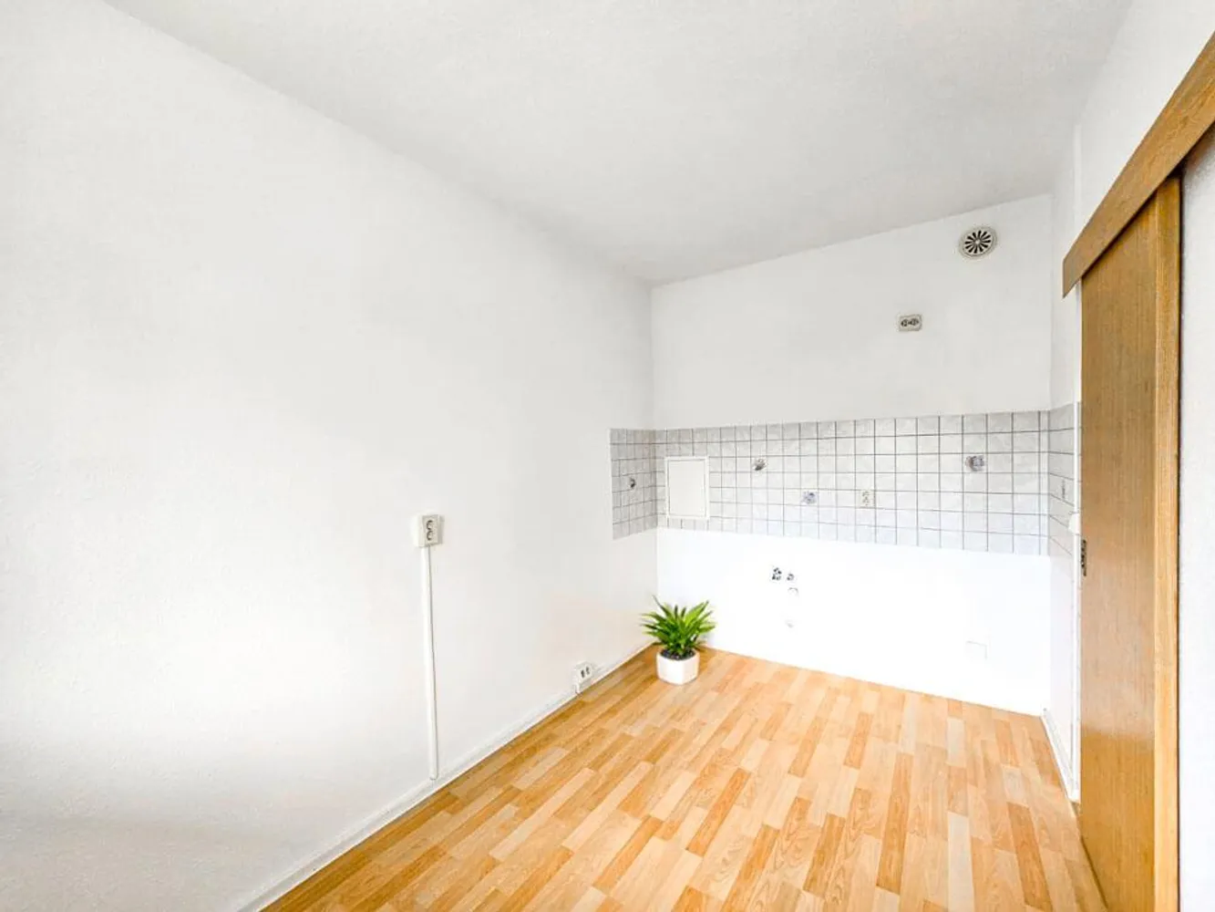 2 Zimmer Wohnung mit 57 m² in Zwickau – Bild 6