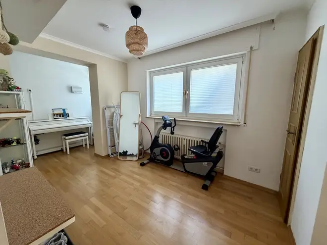 2 Zimmer Wohnung mit 111 m² in Bonn – Bild 11