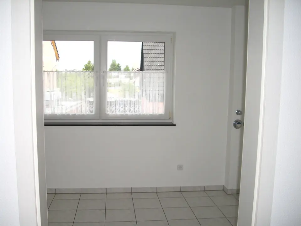 4 Zimmer Wohnung mit 150 m² in Neu-Isenburg – Bild 1