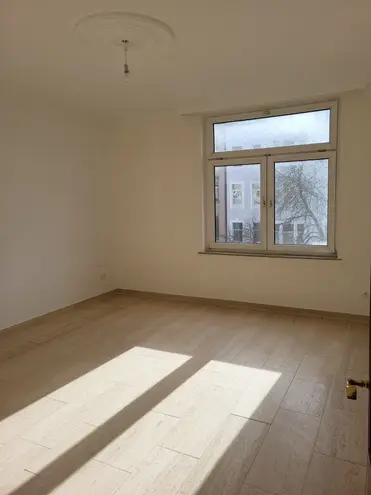 5 Zimmer Wohnung mit 140 m² in Hannover – Bild 5
