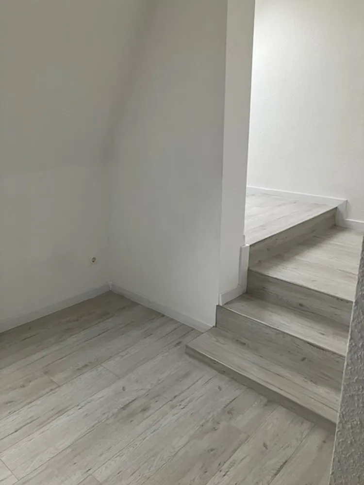 4 Zimmer Wohnung mit 95 m² in Plauen – Bild 10