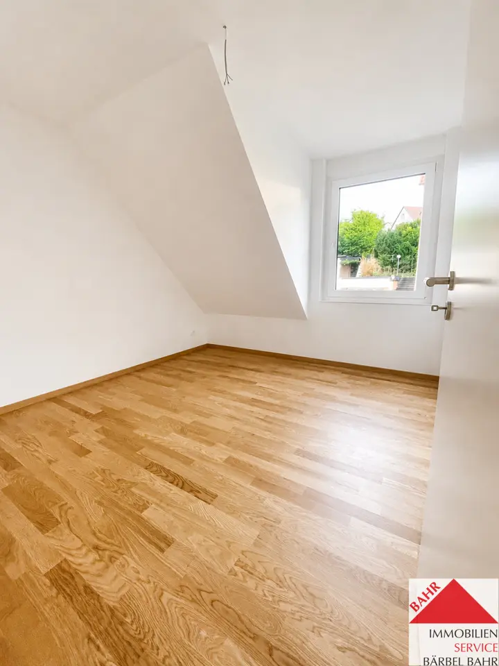 4 Zimmer Wohnung mit 90 m² in Sindelfingen – Bild 2