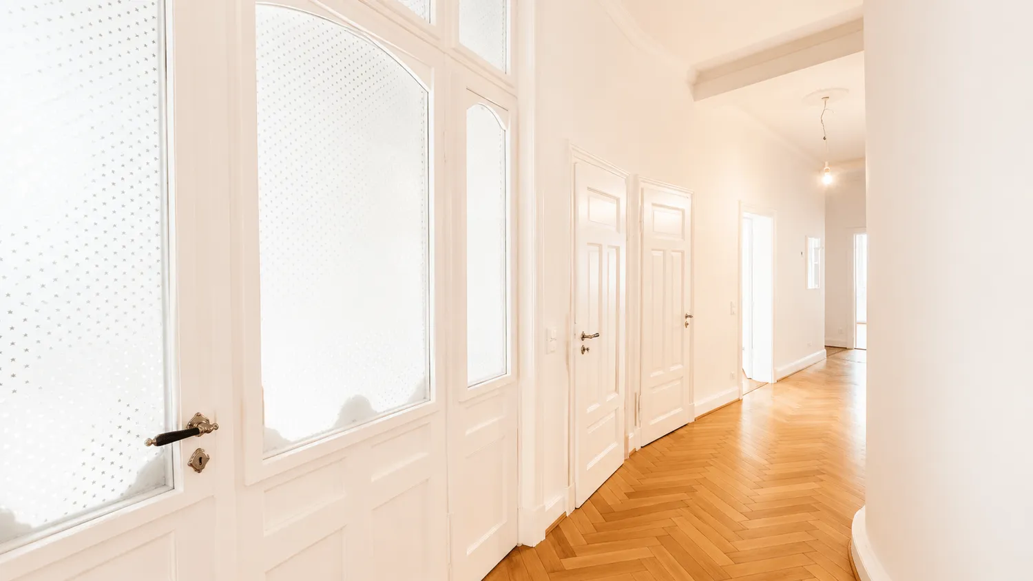 4 Zimmer Wohnung mit 136 m² in Baden-Baden – Bild 4