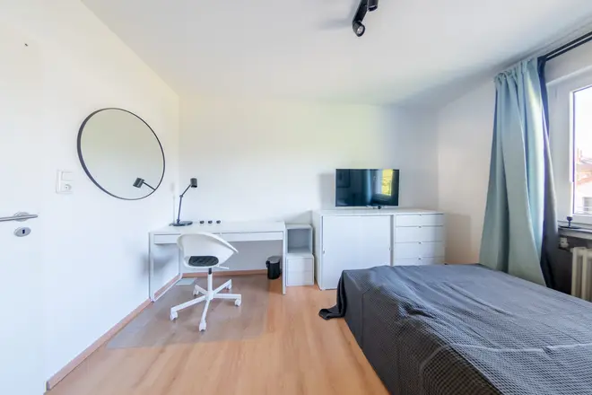 WG-Zimmer mit 14 m² in Frankfurt am Main – Bild 4