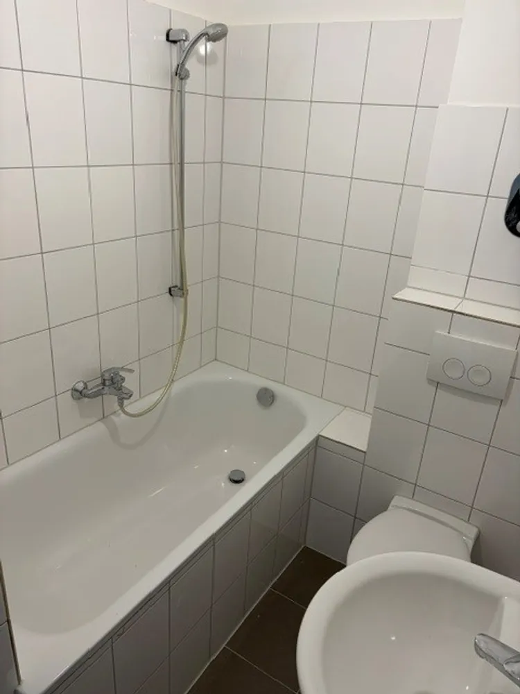 2 Zimmer Wohnung mit 46 m² in Lübeck – Bild 5