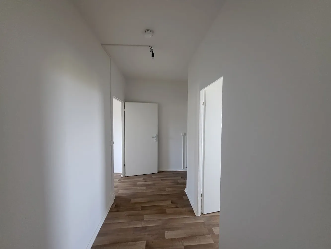 4 Zimmer Wohnung mit 90 m² in Berlin – Bild 1
