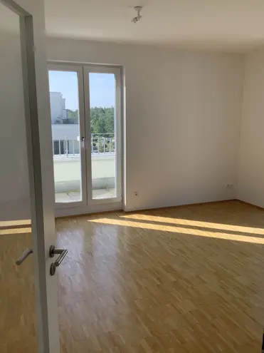 2 Zimmer Wohnung mit 77 m² in Potsdam – Bild 5