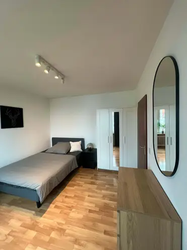 WG-Zimmer mit 14 m² in München – Bild 2