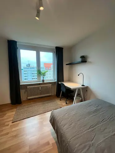 WG-Zimmer mit 14 m² in München – Bild 3