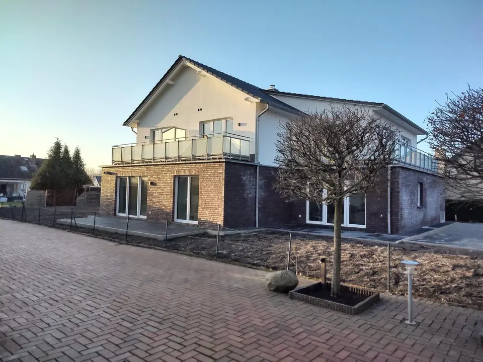 2 Zimmer Wohnung mit 83 m² in Rotenburg (Wümme) – Bild 2