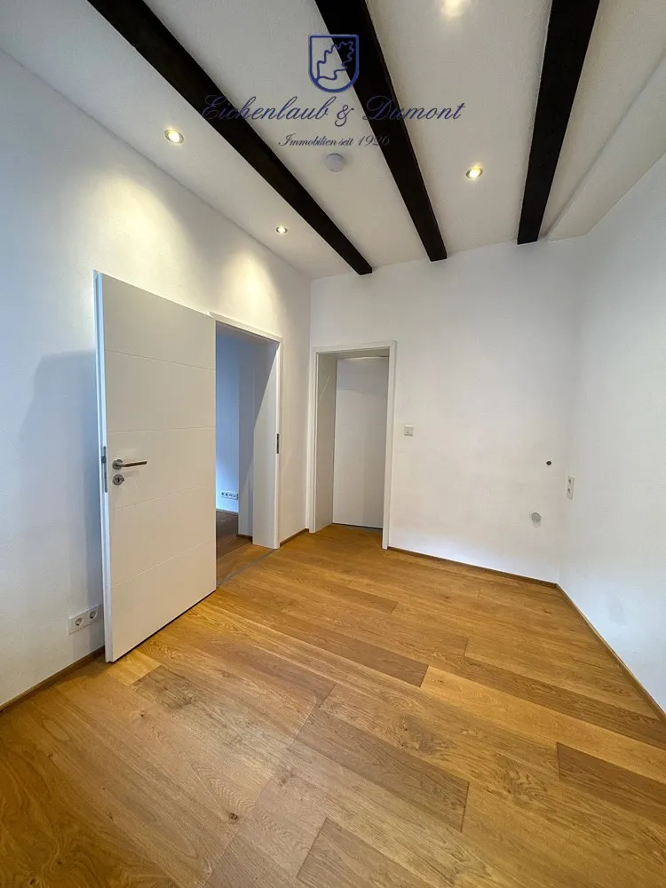 5 Zimmer Wohnung mit 142 m² in Saarbrücken – Bild 7