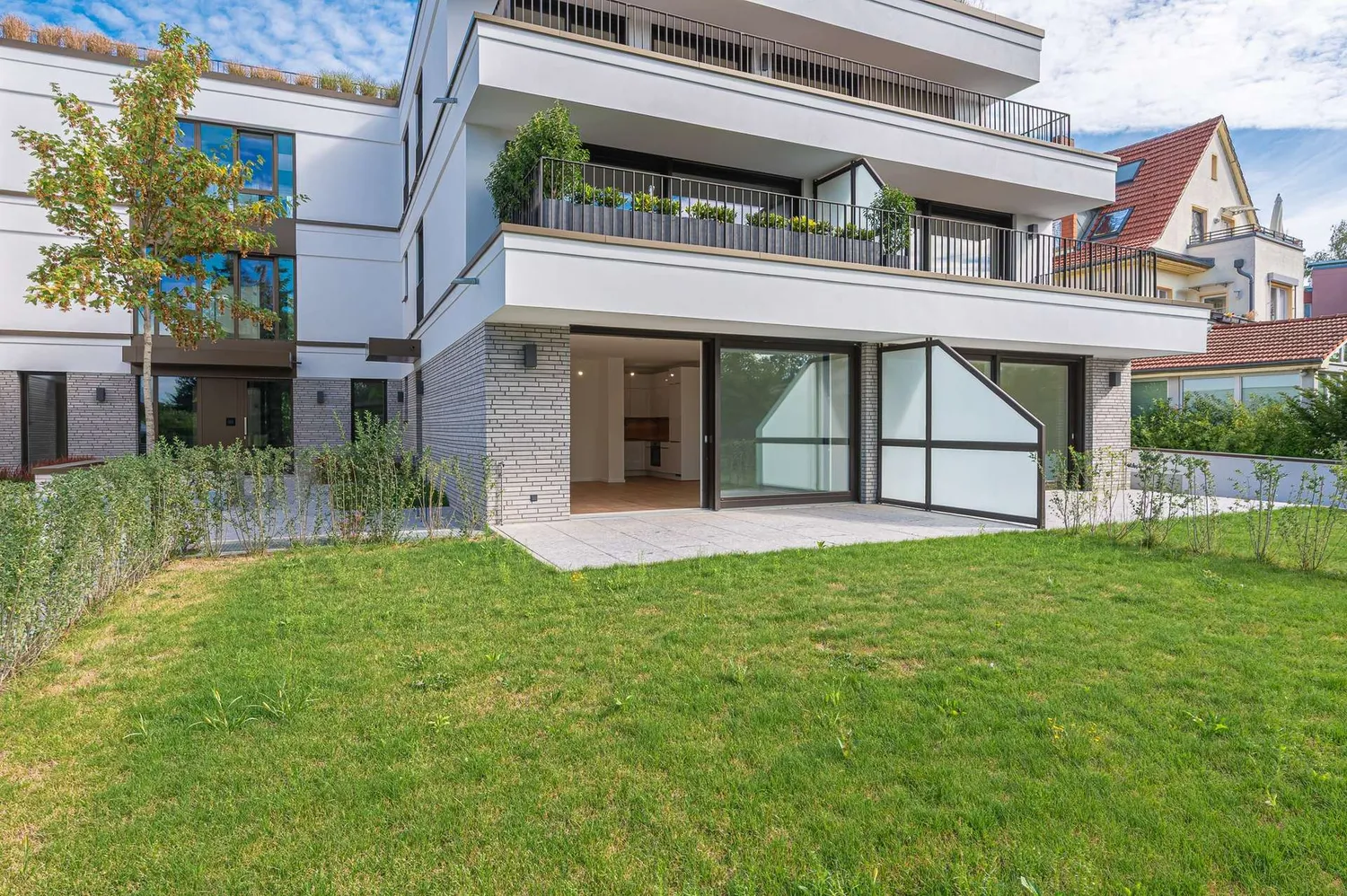 4 Zimmer Wohnung mit 124 m² in Berlin – Bild 1