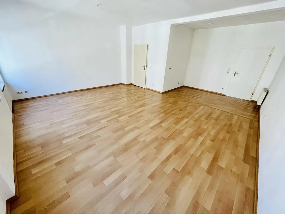 3 Zimmer Wohnung mit 87 m² in Gera – Bild 2