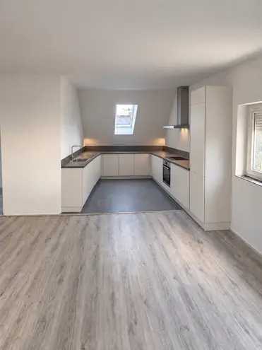 4 Zimmer Wohnung mit 89 m² in Regensburg – Bild 3