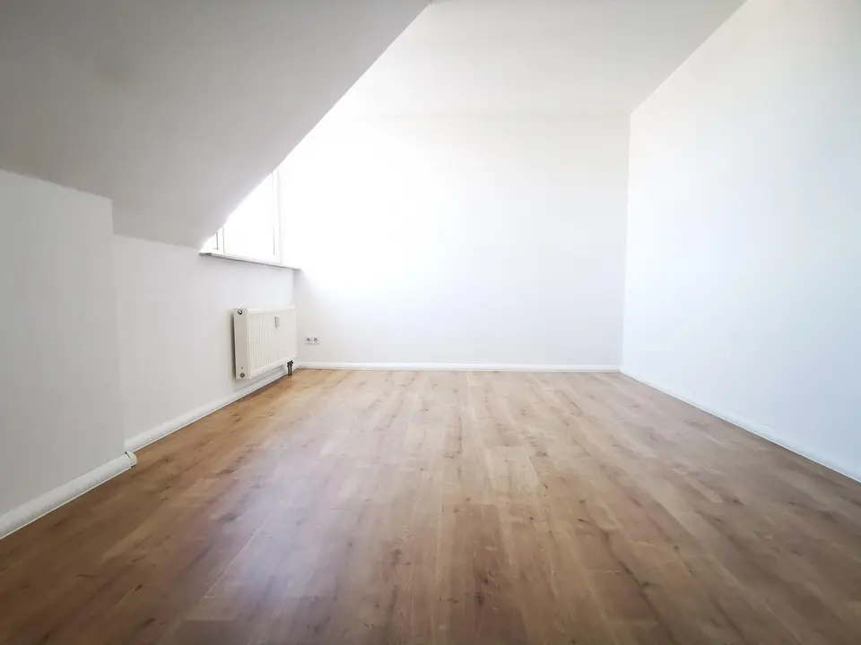 3 Zimmer Wohnung mit 84 m² in Chemnitz – Bild 2