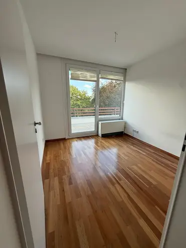 3 Zimmer Wohnung mit 120 m² in Wiesbaden – Bild 3