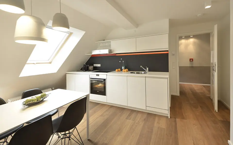 WG-Zimmer mit 61 m² in Stuttgart – Bild 2