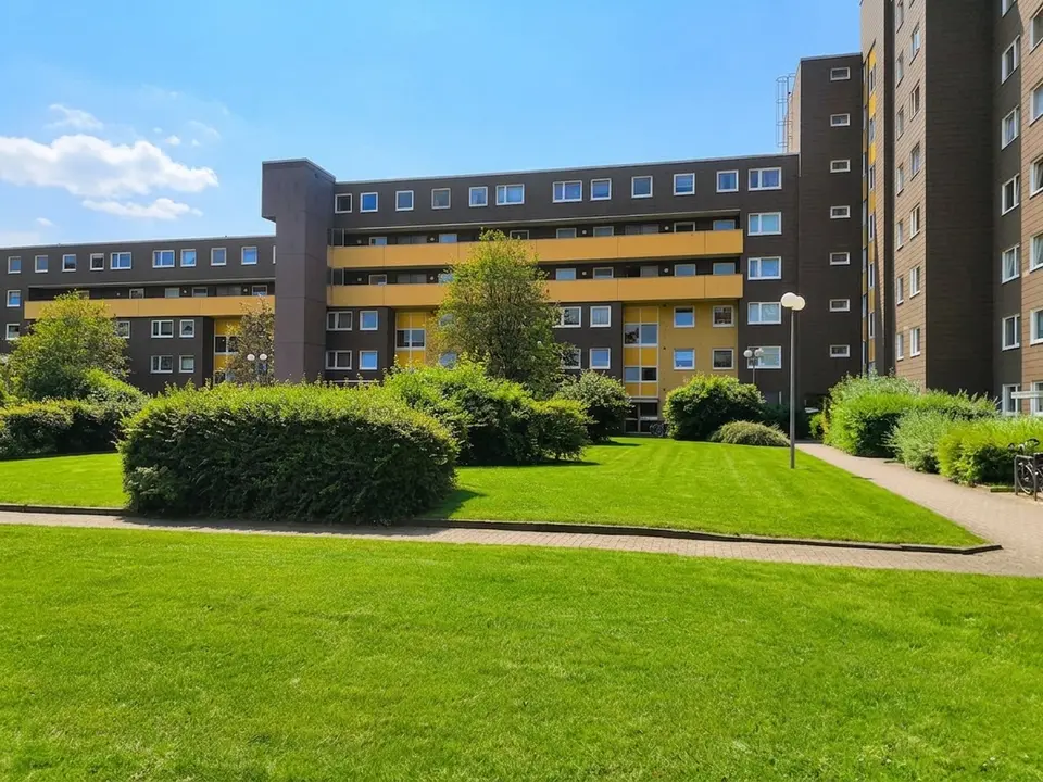 4 Zimmer Wohnung mit 109 m² in Lübeck – Bild 3