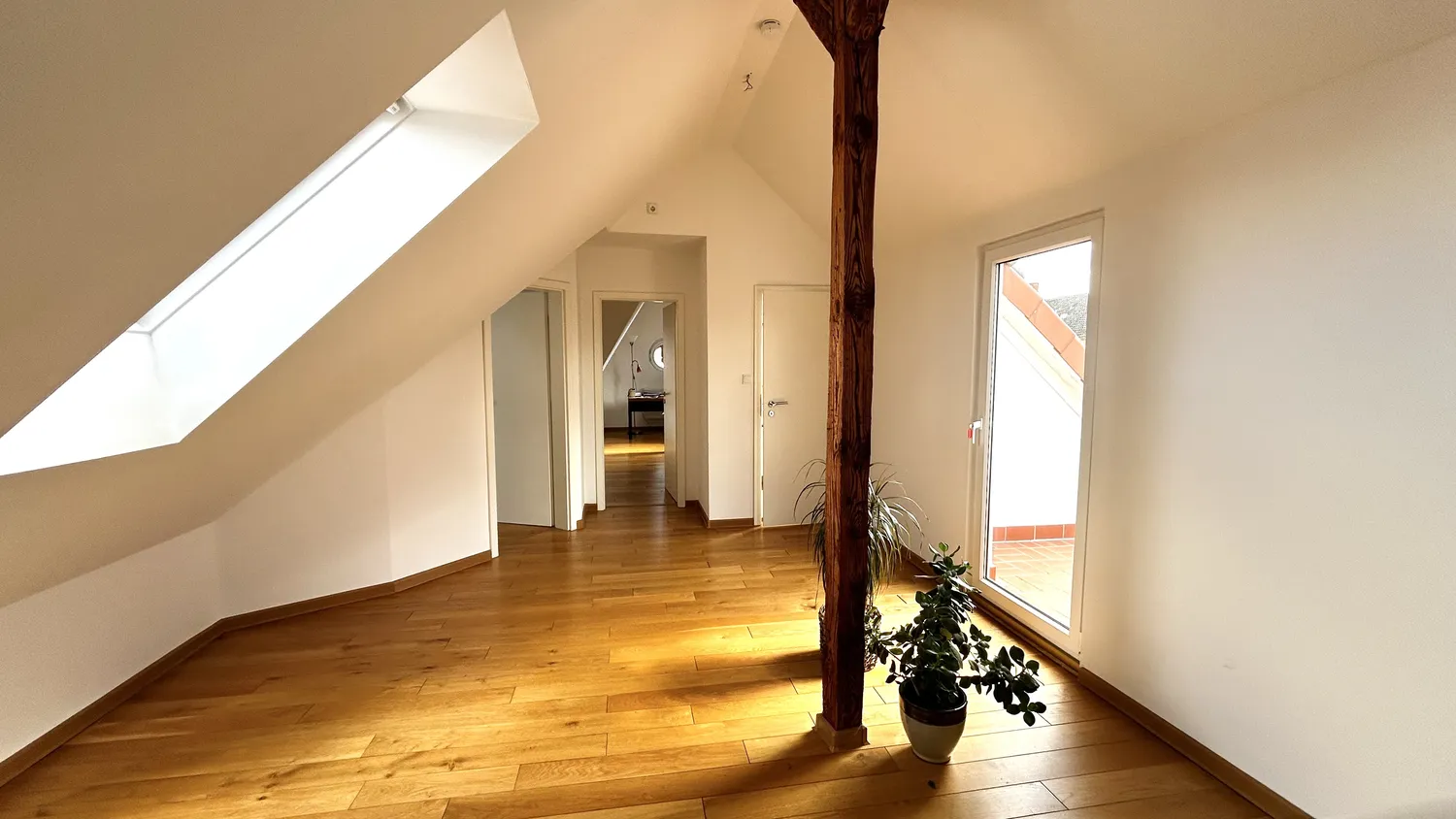 5 Zimmer Wohnung mit 174 m² in Hildesheim – Bild 9