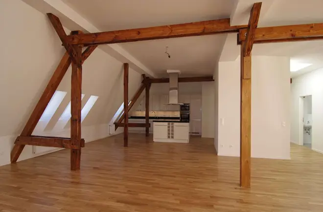 4 Zimmer Wohnung mit 161 m² in Berlin – Bild 2