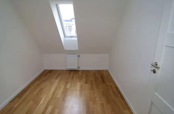 4 Zimmer Wohnung mit 161 m² in Berlin – Bild 10