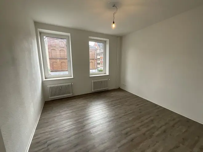 6 Zimmer Wohnung mit 165 m² in Kiel – Bild 3