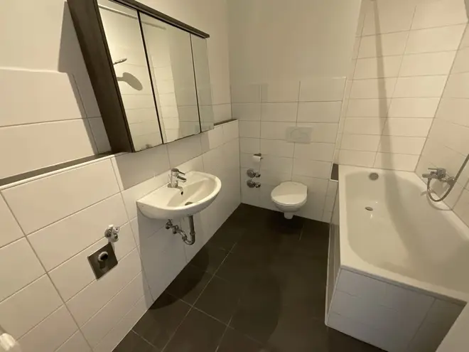 6 Zimmer Wohnung mit 165 m² in Kiel – Bild 9