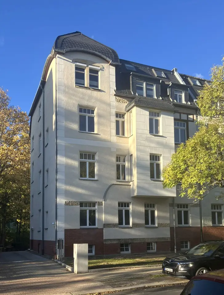 5 Zimmer Wohnung mit 120 m² in Zwickau – Bild 1