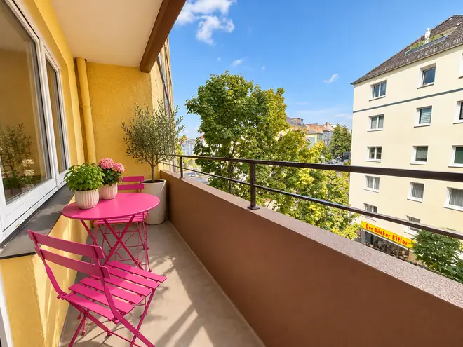 4 Zimmer Wohnung mit 116 m² in Frankfurt am Main – Bild 2