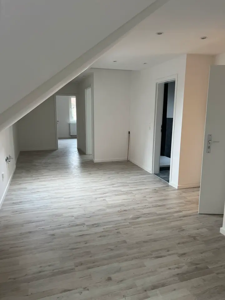 3 Zimmer Wohnung mit 100 m² in Uelzen – Bild 2
