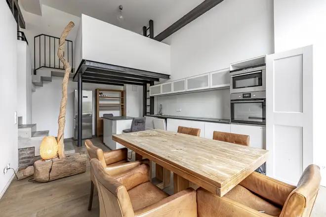 4 Zimmer Wohnung mit 141 m² in Krefeld – Bild 2