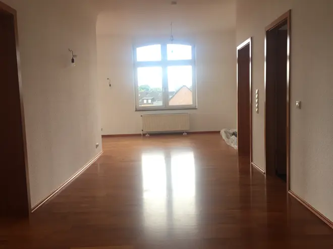 5 Zimmer Wohnung mit 130 m² in Solingen – Bild 1