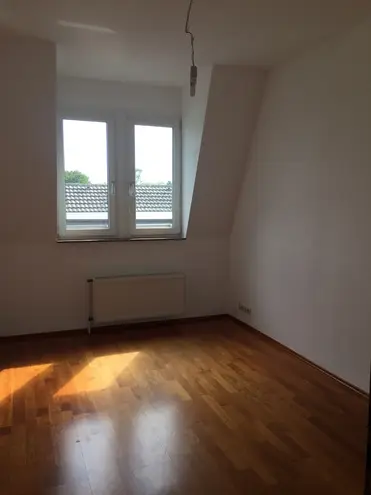 5 Zimmer Wohnung mit 130 m² in Solingen – Bild 2