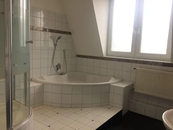 5 Zimmer Wohnung mit 130 m² in Solingen – Bild 3