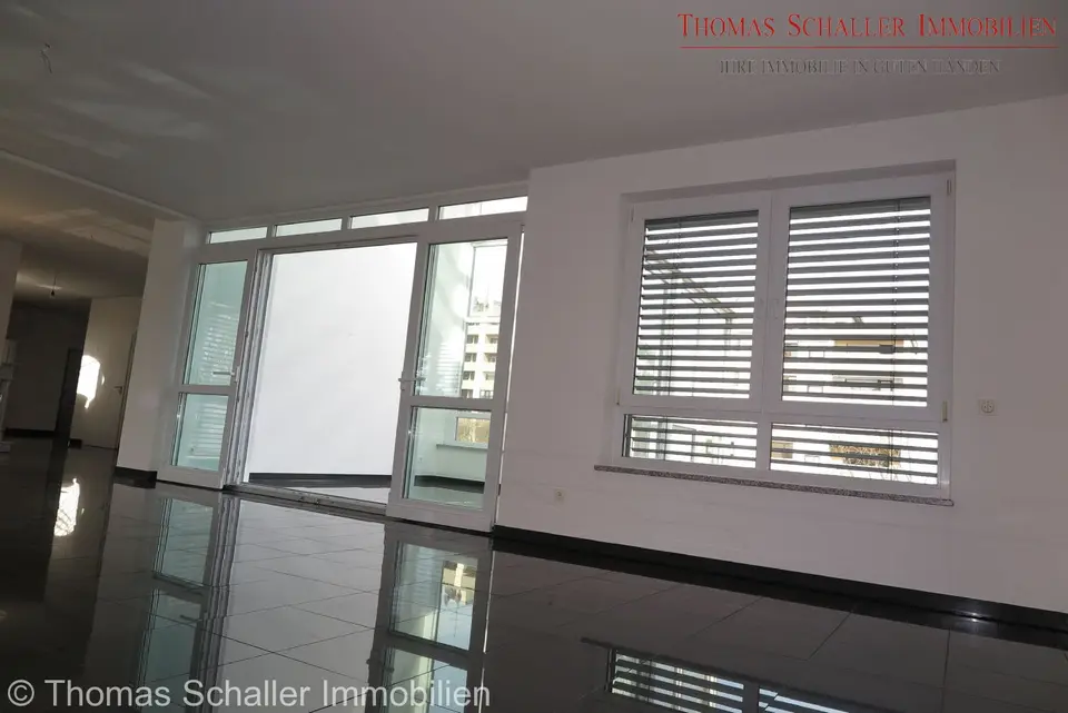 5 Zimmer Wohnung mit 268 m² in Fürth – Bild 4
