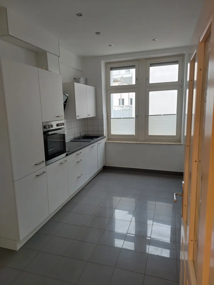 7 Zimmer Wohnung mit 212 m² in Trier – Bild 9