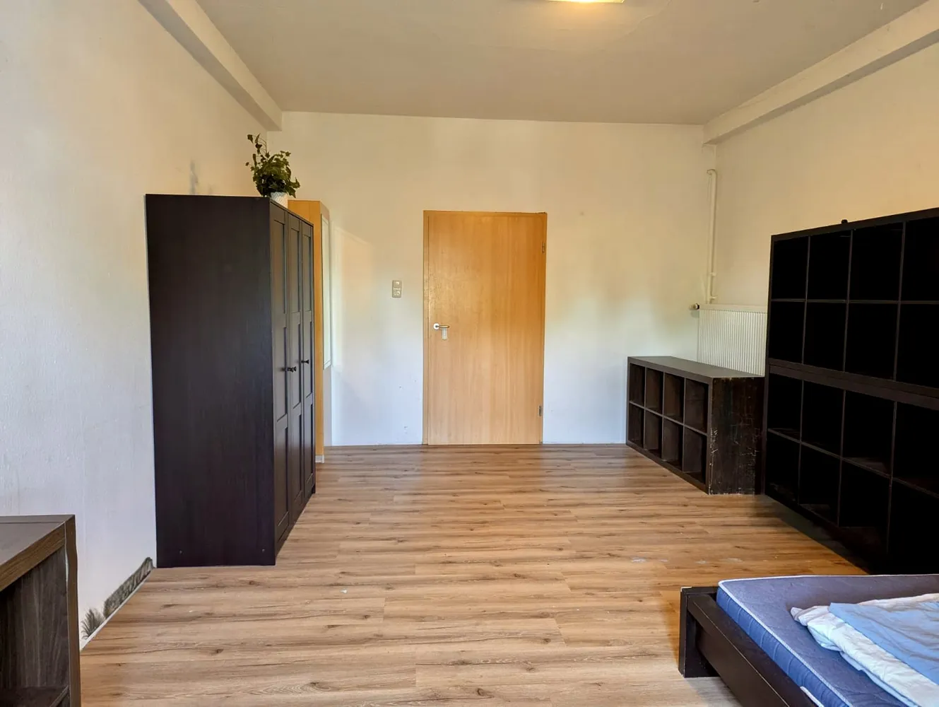 7 Zimmer Wohnung mit 22 m² in Erlangen – Bild 2