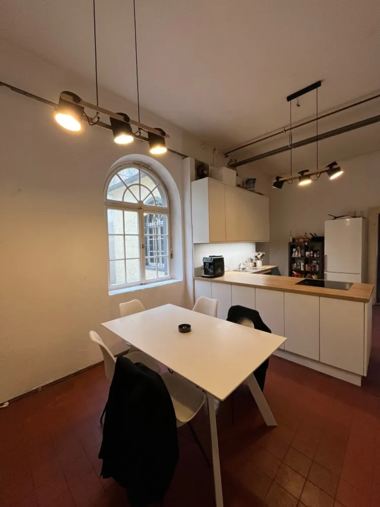 7 Zimmer Wohnung mit 22 m² in Erlangen – Bild 3