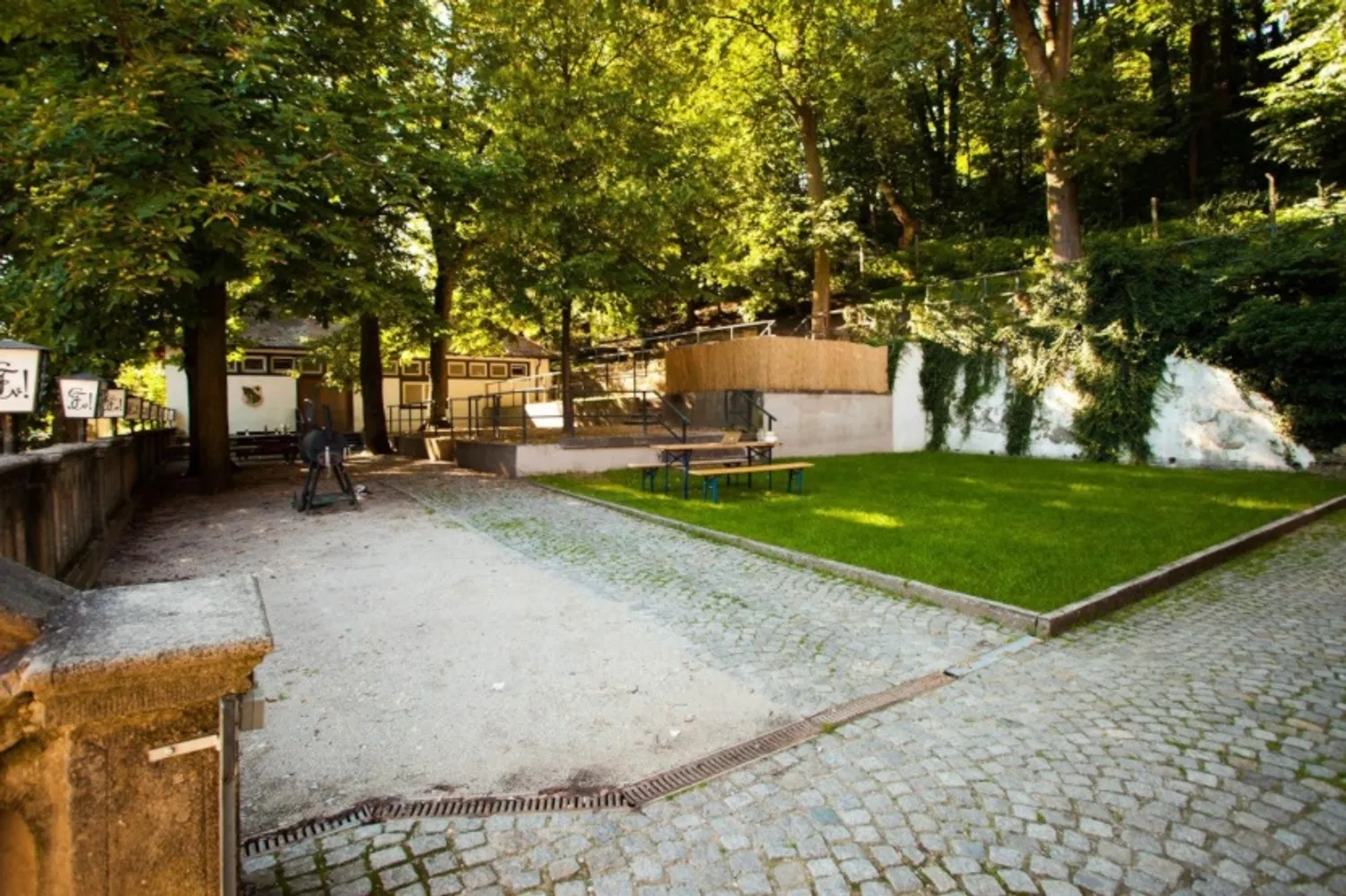 7 Zimmer Wohnung mit 22 m² in Erlangen – Bild 6