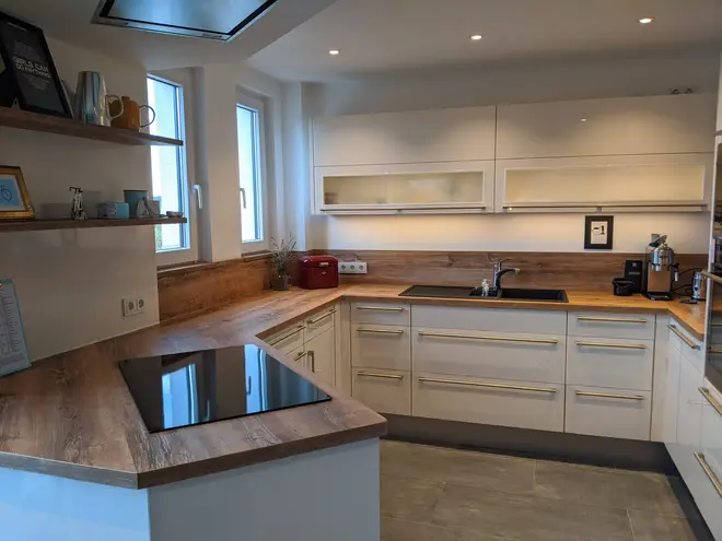 6 Zimmer Wohnung mit 160 m² in Hagen – Bild 1
