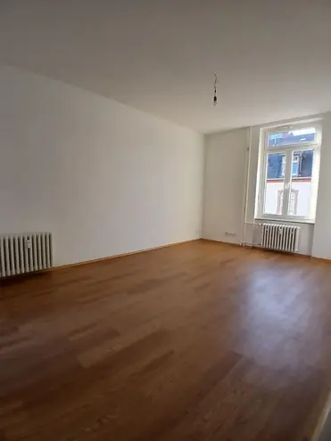 2 Zimmer Wohnung mit 71 m² in Frankfurt am Main – Bild 2