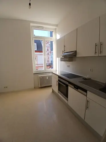 2 Zimmer Wohnung mit 71 m² in Frankfurt am Main – Bild 3