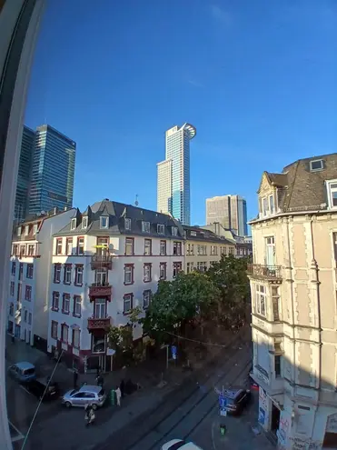 2 Zimmer Wohnung mit 71 m² in Frankfurt am Main – Bild 6