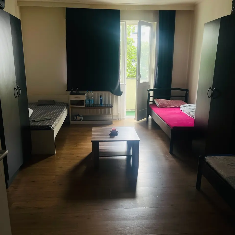 WG-Zimmer mit 350 m² in Berlin – Bild 8