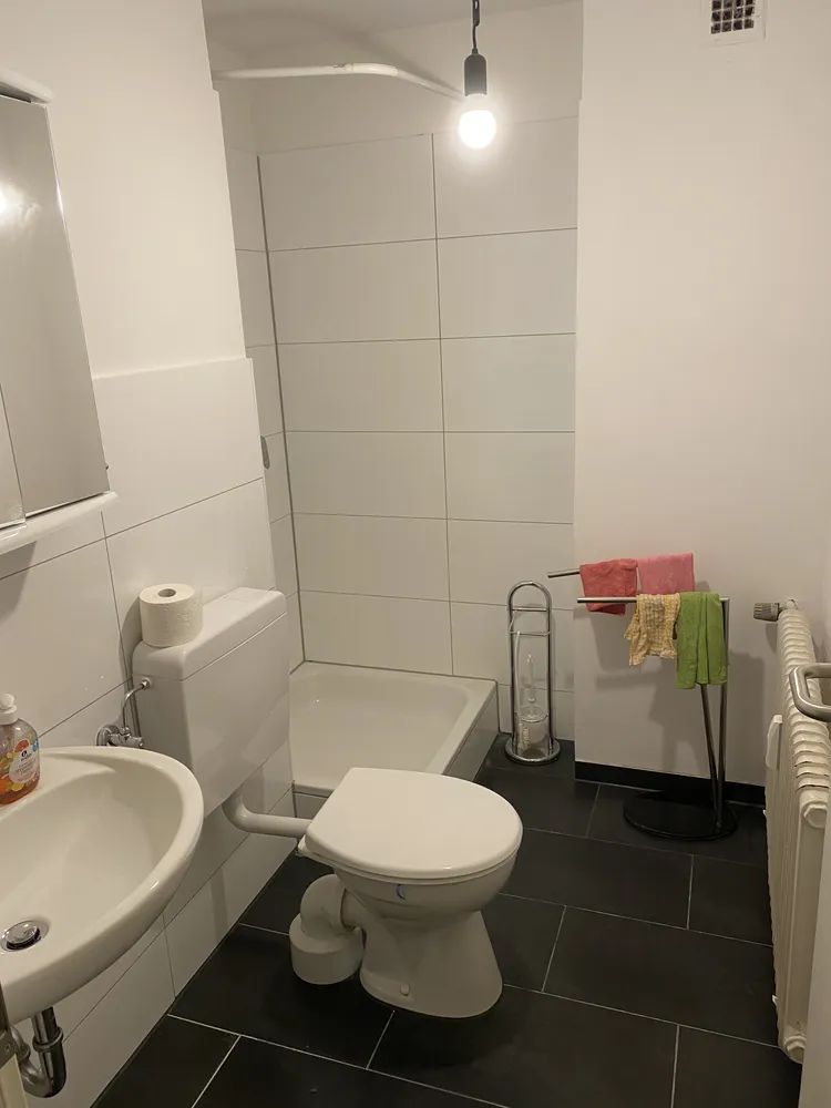 1 Zimmer Wohnung mit 30 m² in Frankfurt am Main – Bild 2